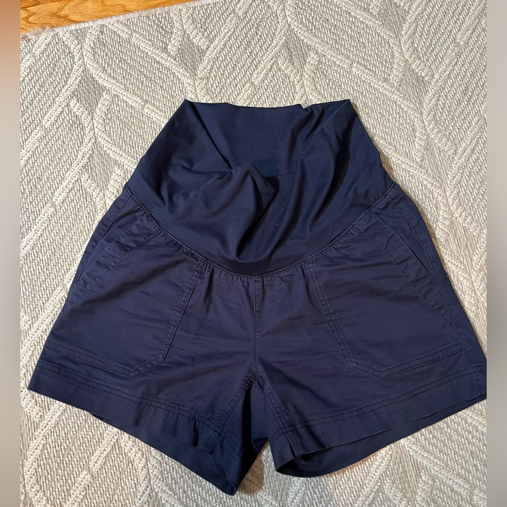 Maternity chino shorts